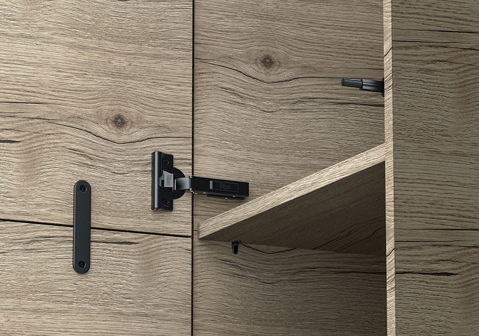 Titus UK Hardware For Retailers