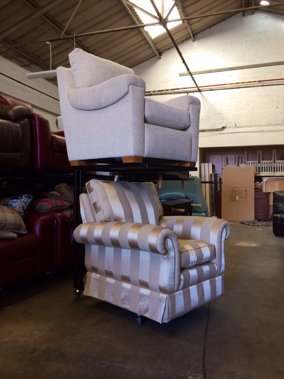 SOFA DISPLAY STAND ON WHEELS UK Display Stands