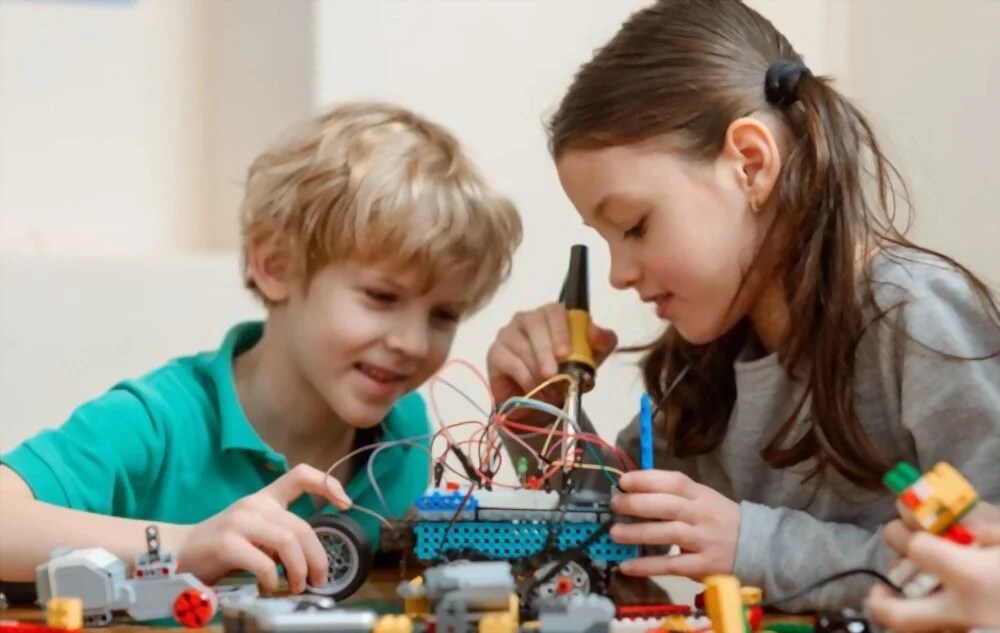 Calling All Aspiring Scientists UK Fostering