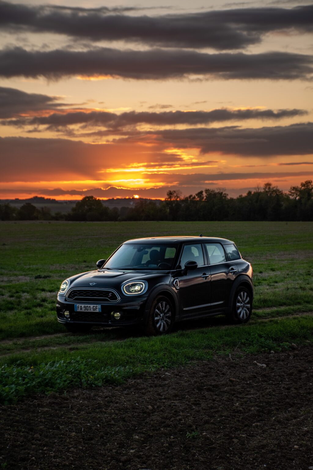 Buying and Owning a Mini Cooper: Pros and Cons