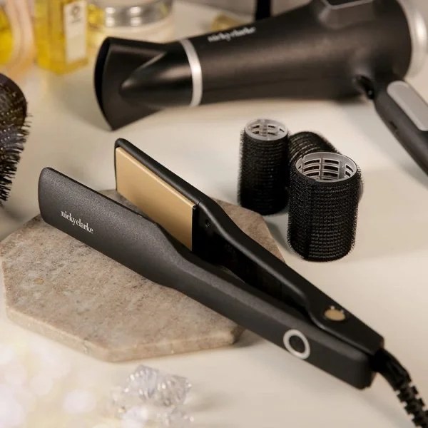 Nicky Clarke Hair Therapy Wide Plate Straightener UK Products To Malaysia