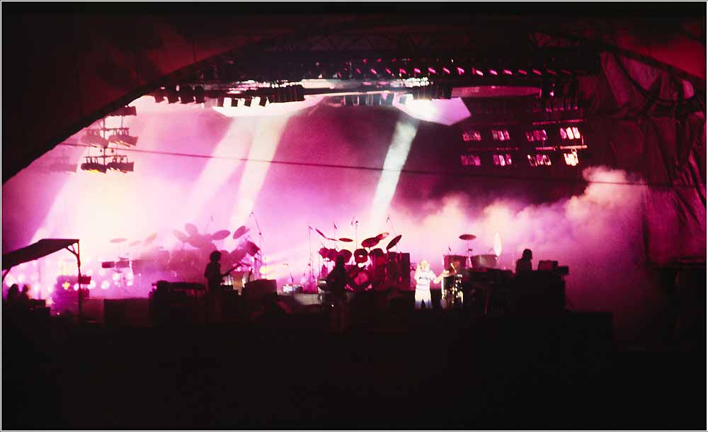 The 1978 Knebworth Concert Genesis , Jefferson Starship