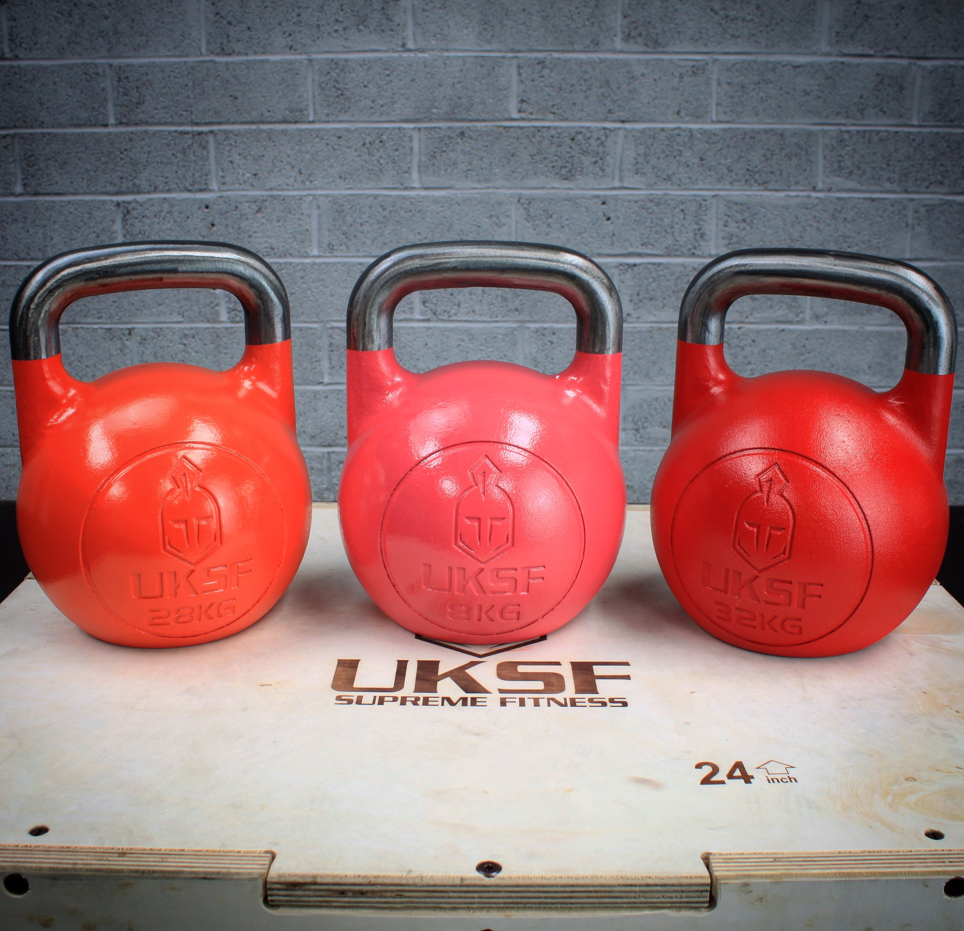 Cast Iron Vs Competition Kettlebells UK Supreme Fitness