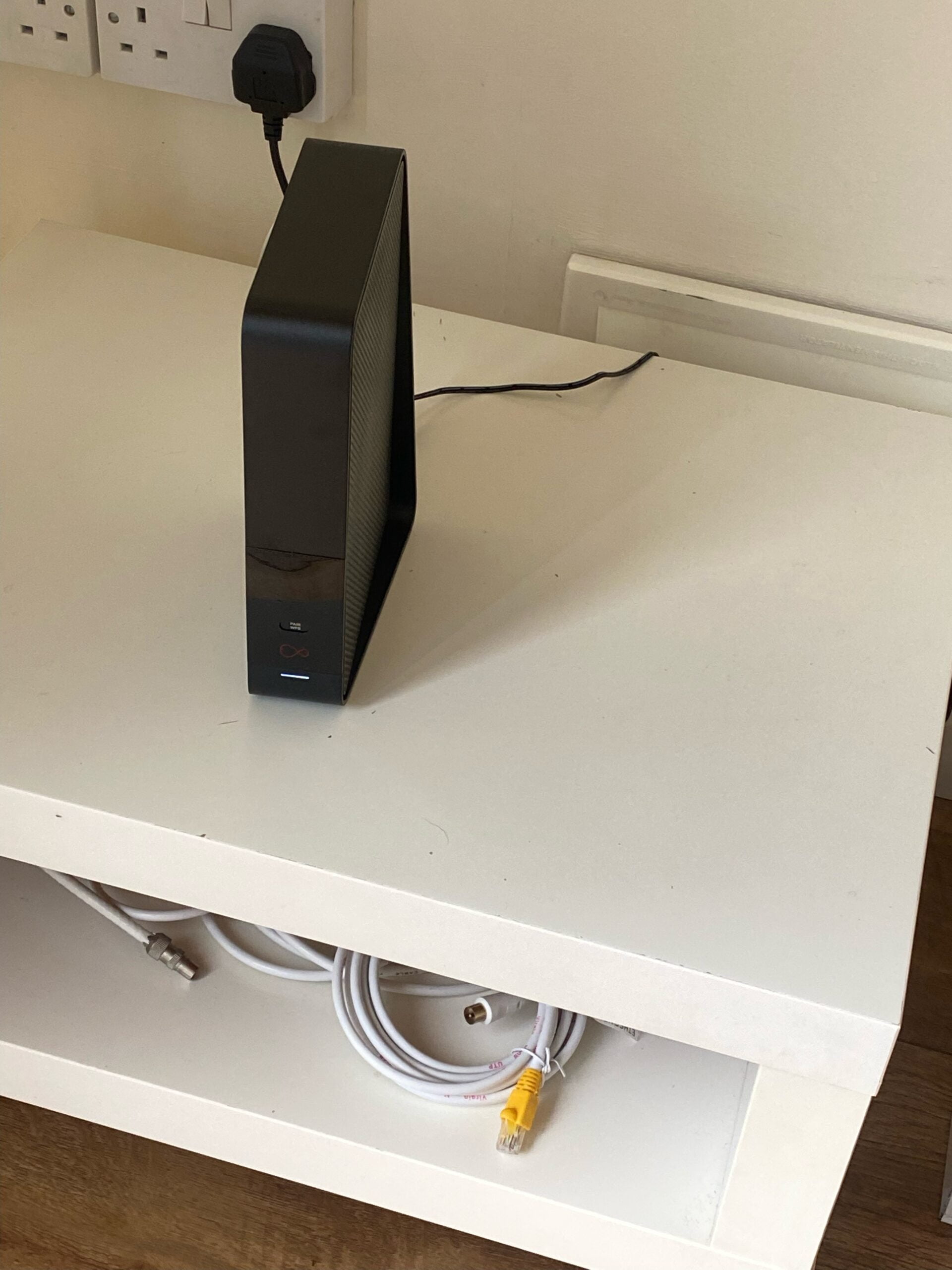 Virgin Media Hub 3 M100 Fibre Broadband Install UKTechHub