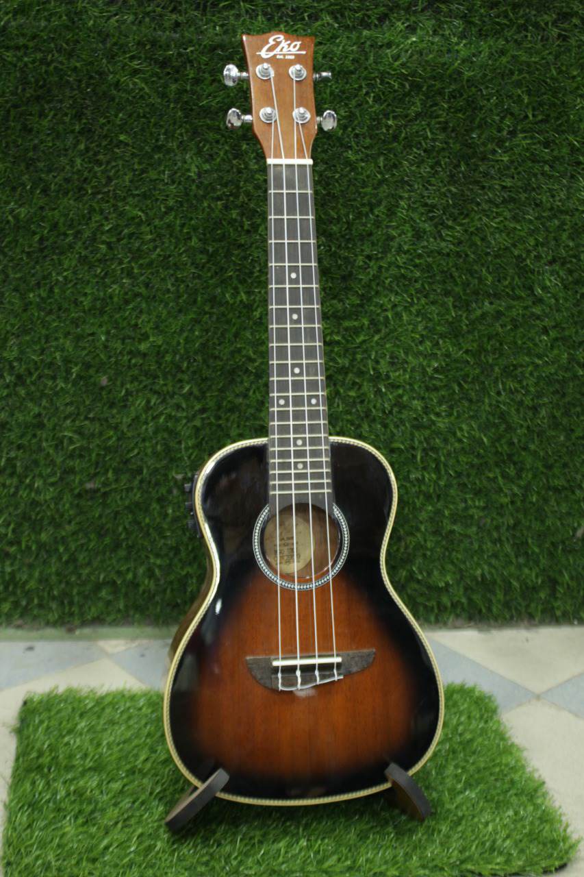 EKO Ego Sunburst 24 inch Concert Ukulele with EQ Tuner Preamp !padded
