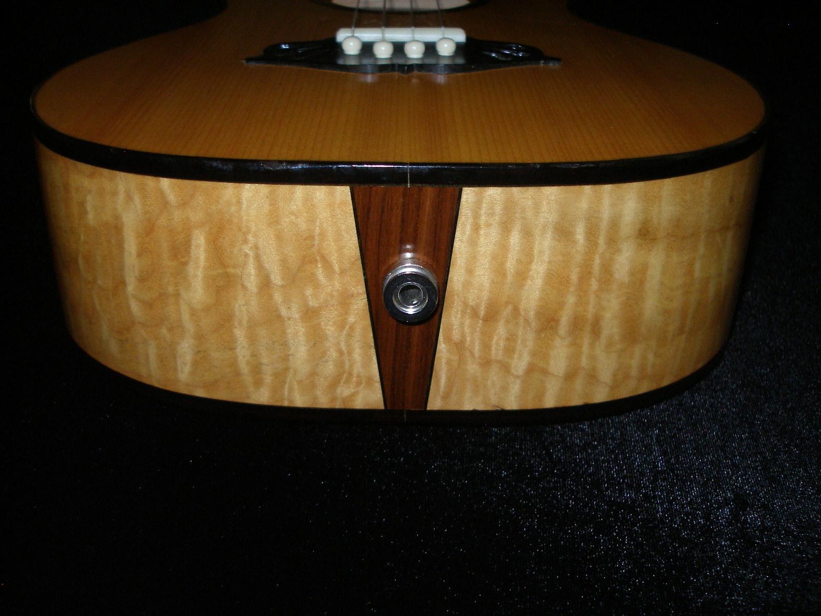 Ukulele Friend » Custom Leonard Young Baritone Ukulele