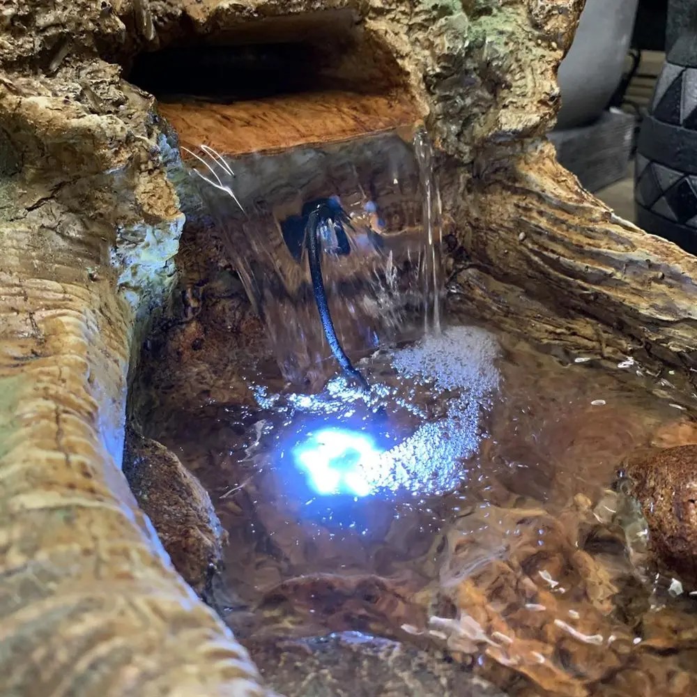 Kingston Woodland River Water Feature