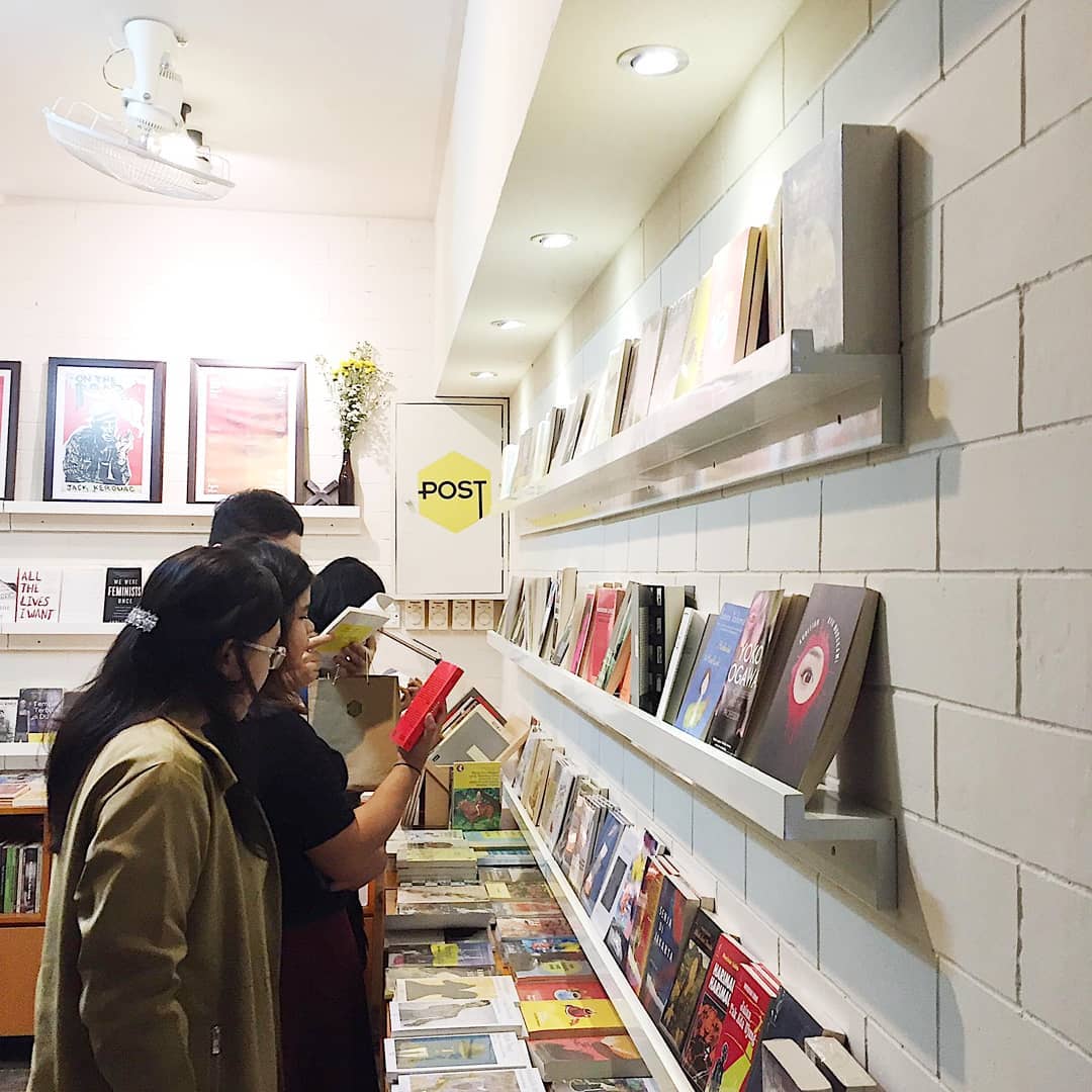 Mencari Bacaan Alternatif di Tiga Toko Buku Independen