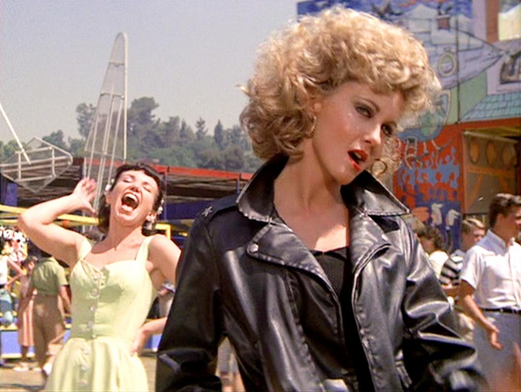 Buscan una actriz para que interprete a Sandy en 'Grease' » Cultura