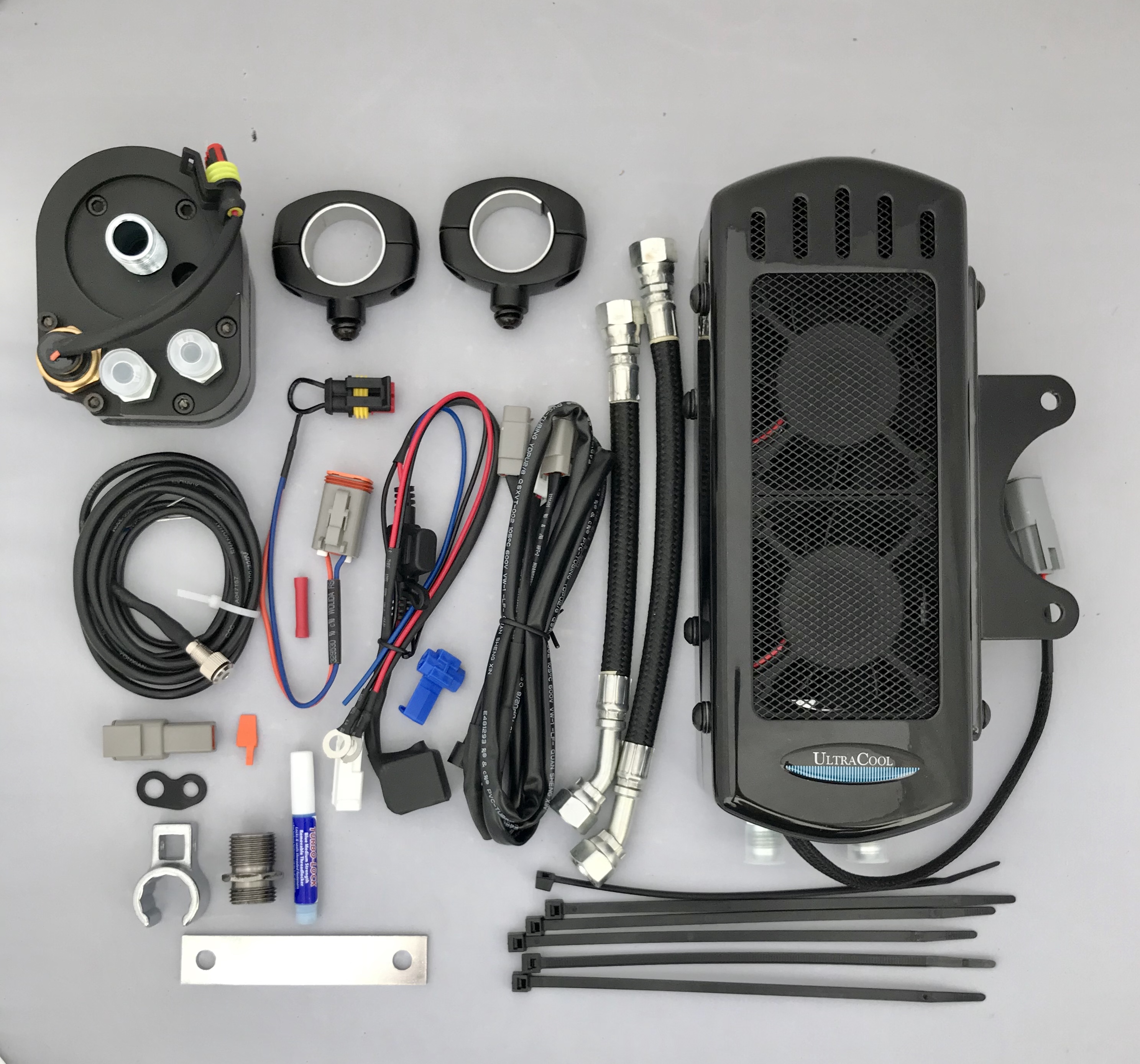 3.0 UltraCool Oil Cooler HarleyDavidson, Side FLH Touring 20092016