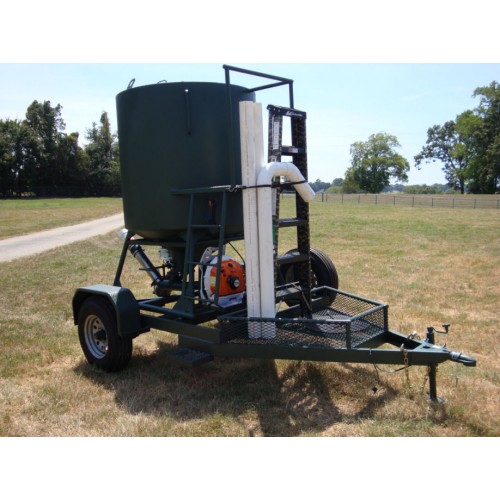 Outback Pardner bulk feed trailer 3000 Ultramatic Feeders