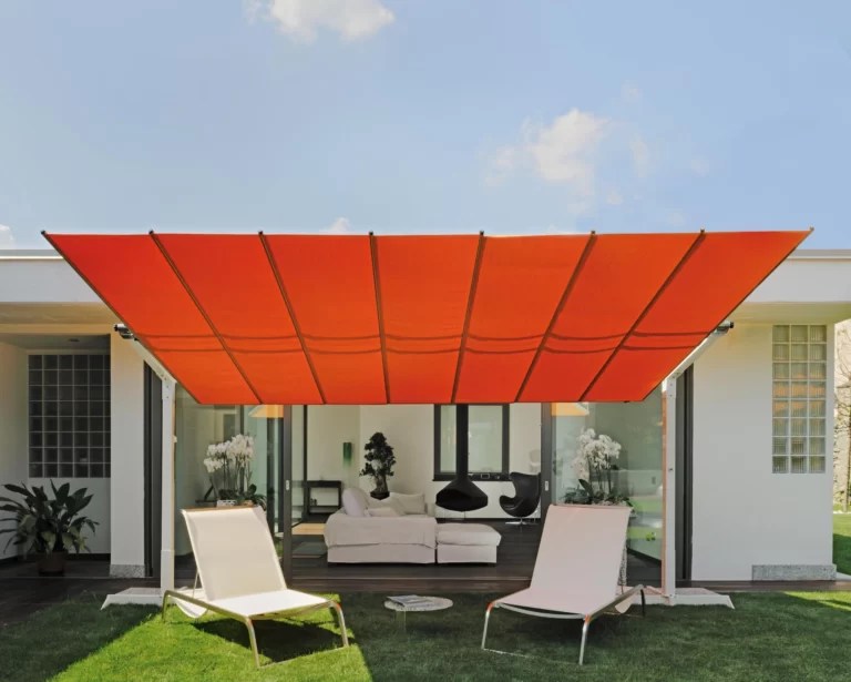 Cantilever Umbrella Pros and Cons All You Need to Know