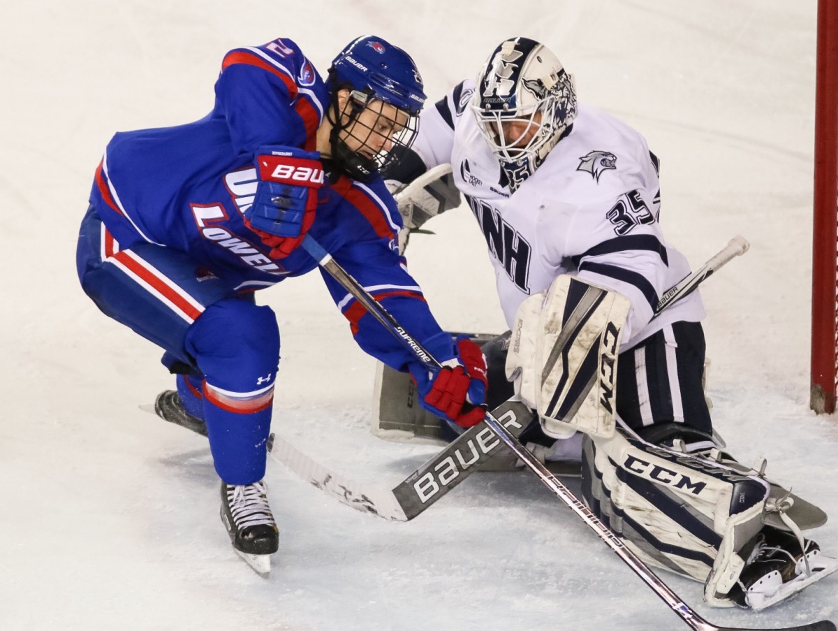 Photos C.J. Smith scores 100th point as River Hawks hold on against
