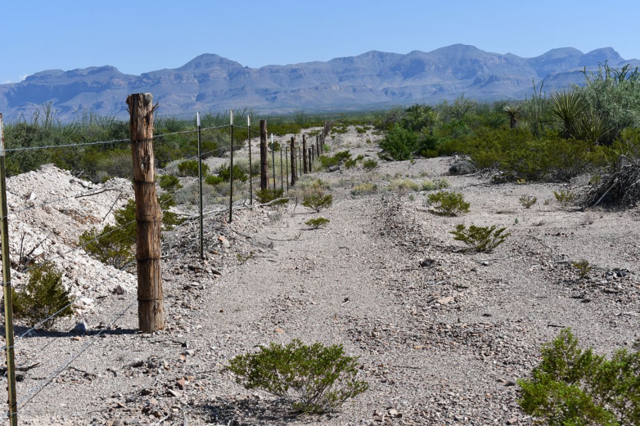 PRESIDIO TEXAS FORTY ACRE GARCIA ROAD BEAUTY