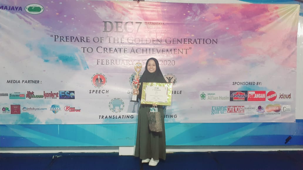 Mahasiswi Pendidikan Bahasa Inggris Raih Juara 1 Lomba Translating Varsity | Universitas Muhammadiyah Metro
