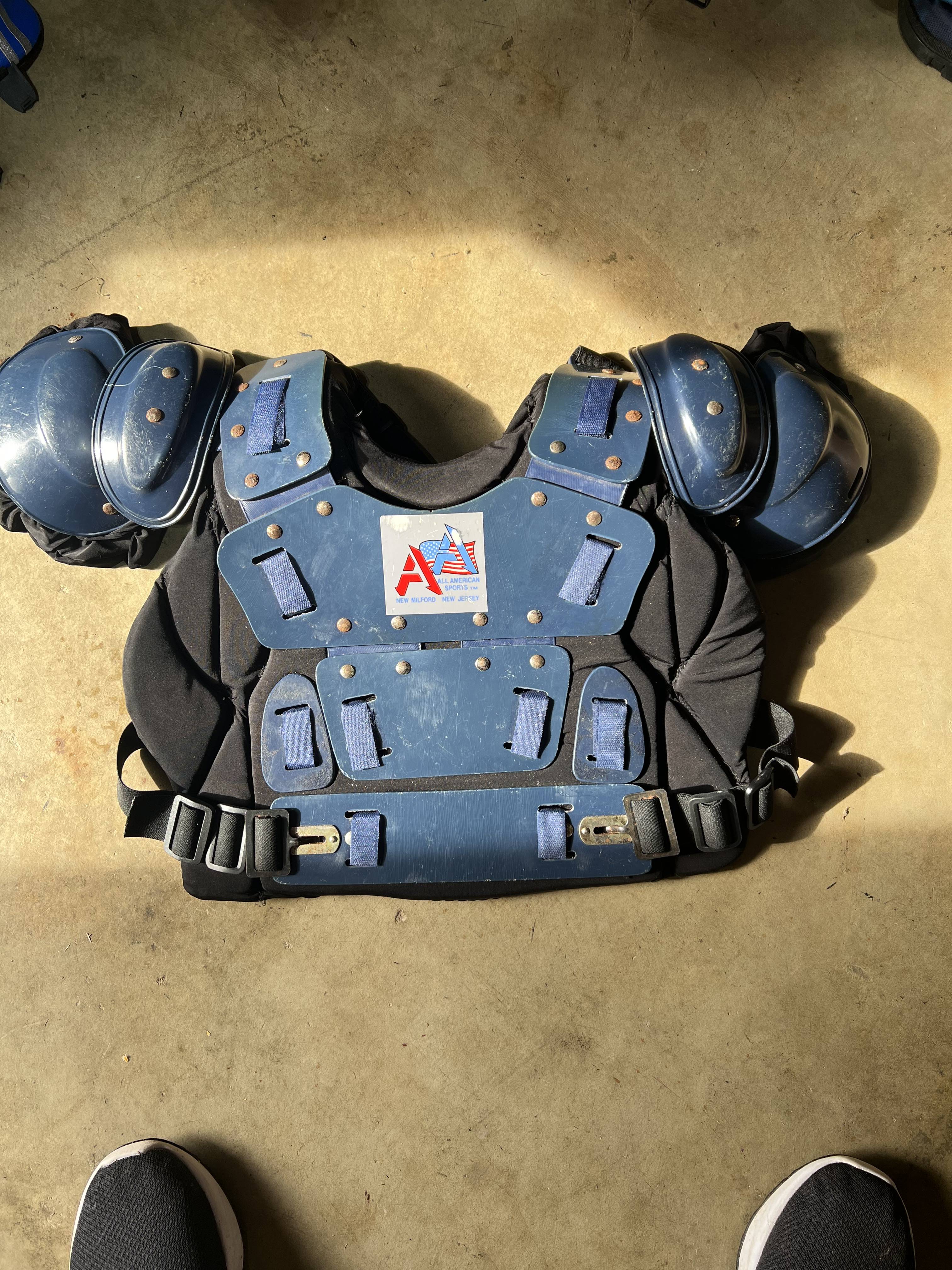 Umpire chest protectors Umpire Equipment UmpireEmpire