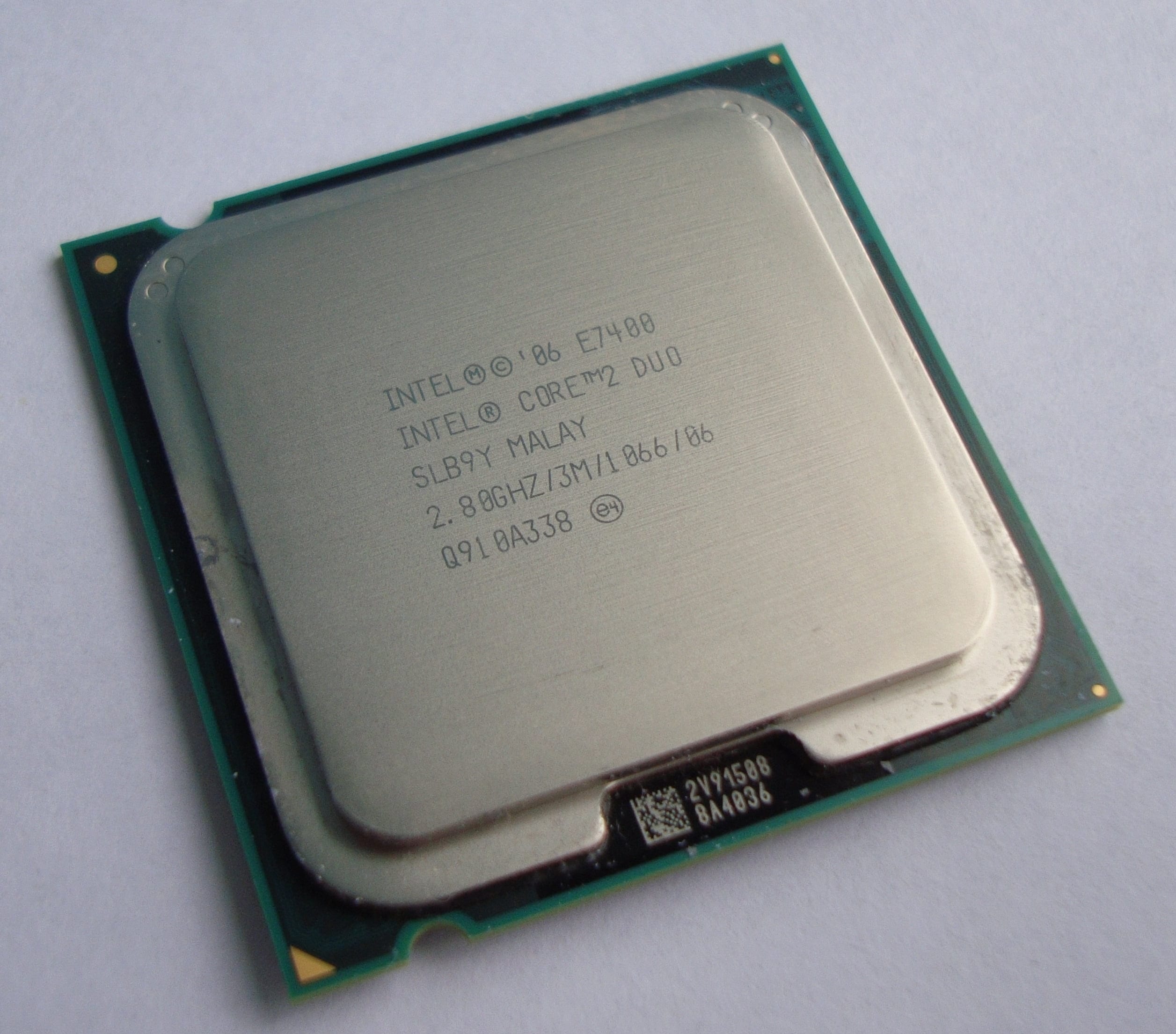 Intel Core 2 Duo E7400 Review, Tests, and Overclocking