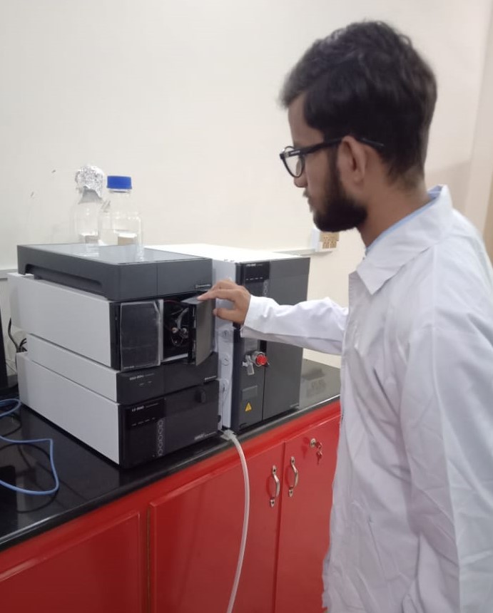 High Performance Liquid Chromatography University of Mianwali