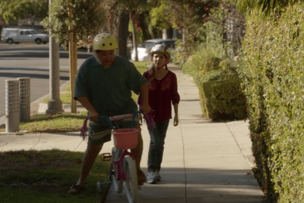 Here's the 'Modern Family' Episode With 'Stranger Things' Actor.