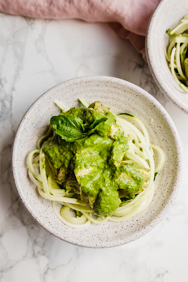 slow cooker chicken pesto