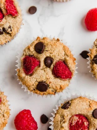 raspberry chocolate chip banana muffins