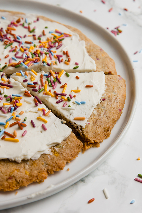funfetti cookie pizza
