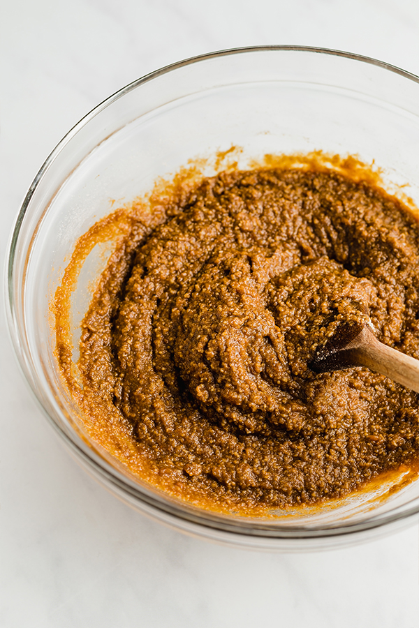 sweet potato gingerbread ingredients in a bowl
