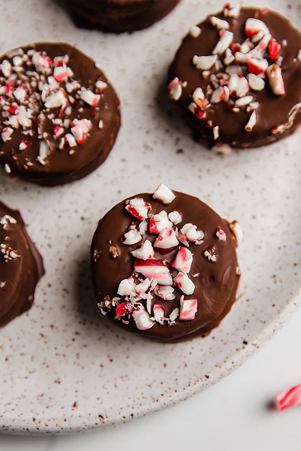 Plate of copycat peppermint Joe Joe\'s.