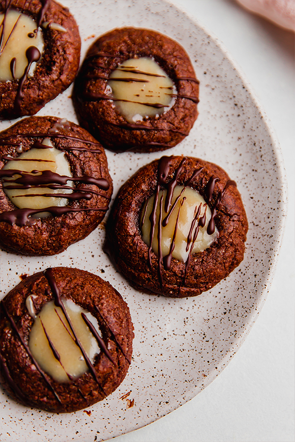 Plate of caramel brownie cookies.