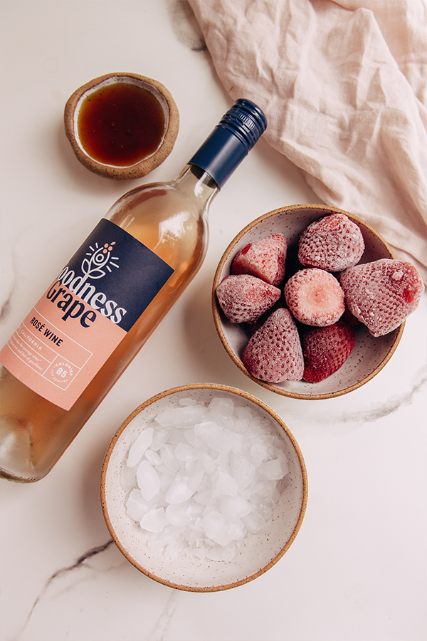 All the ingredients for frose.