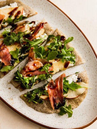 Platter of apple balsamic flatbread.