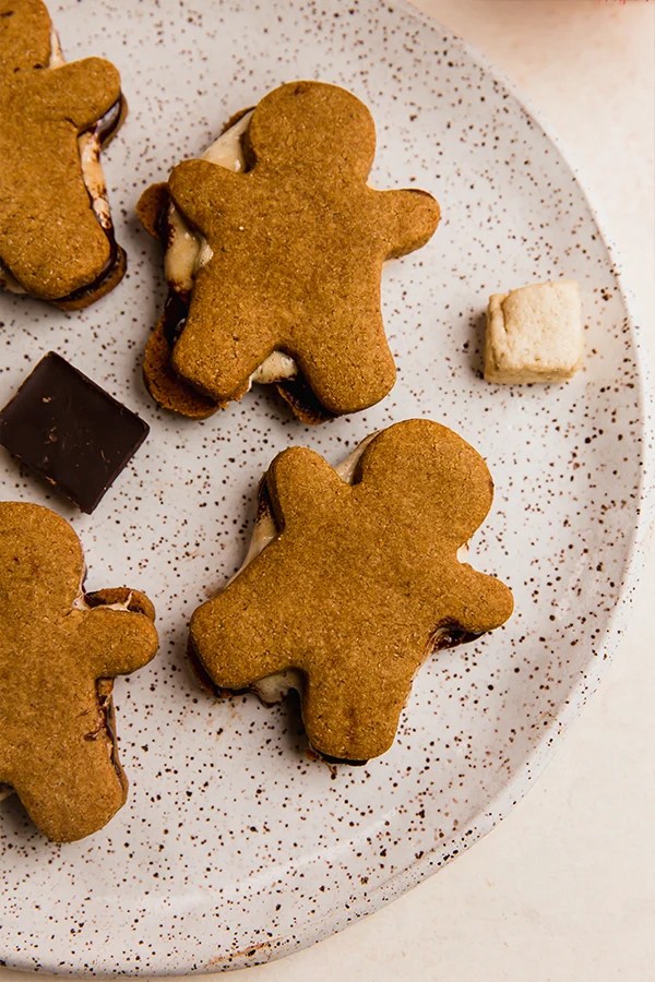 Plate of gingerbread s\'mores cookies.