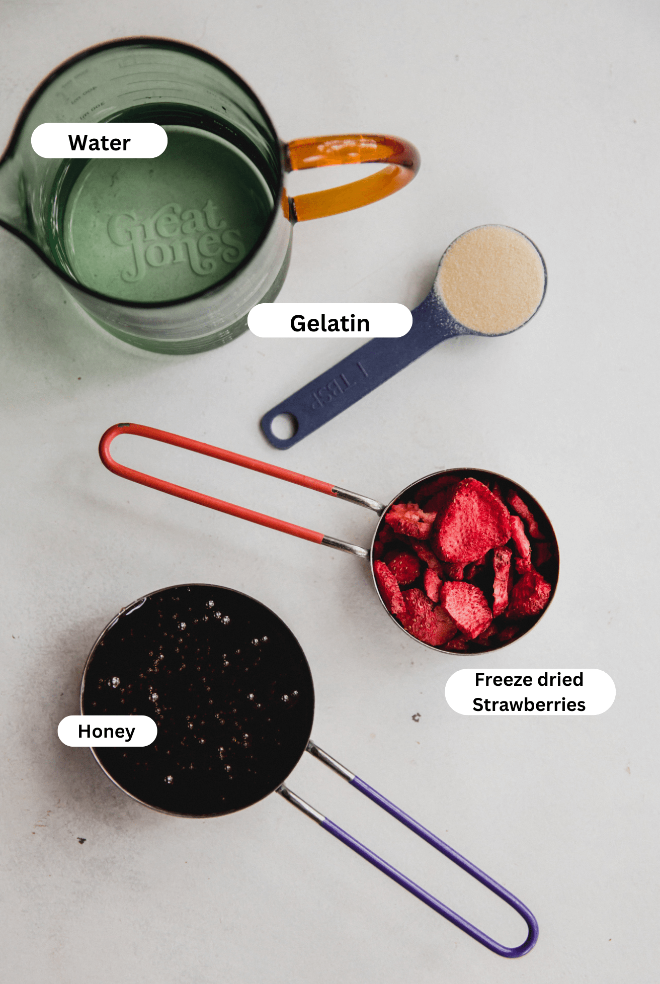 Strawberry marshmallow fluff ingredients.