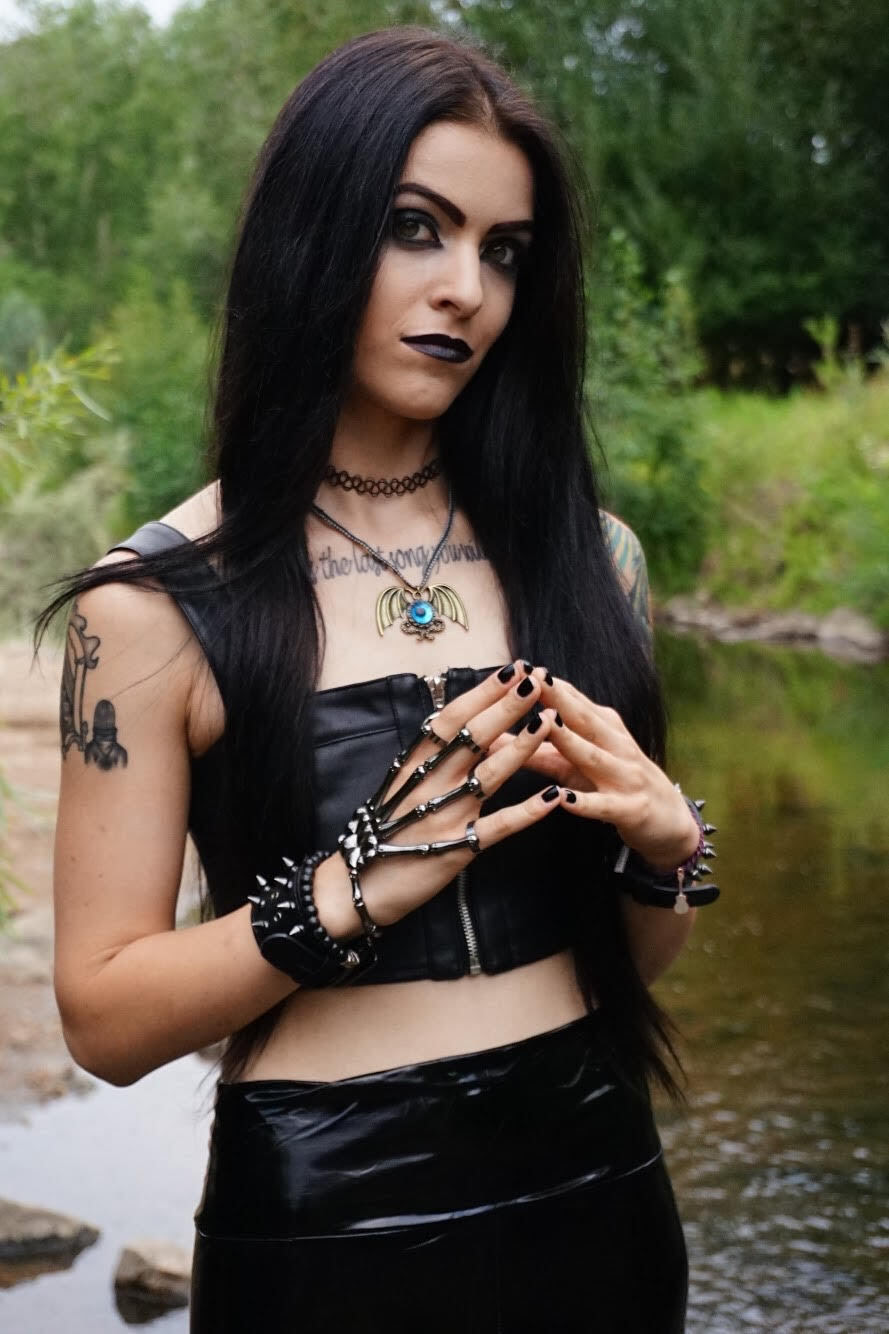 A2 black diamond blues 3:05. SHARONE Releases Official Music Video for "Diamond