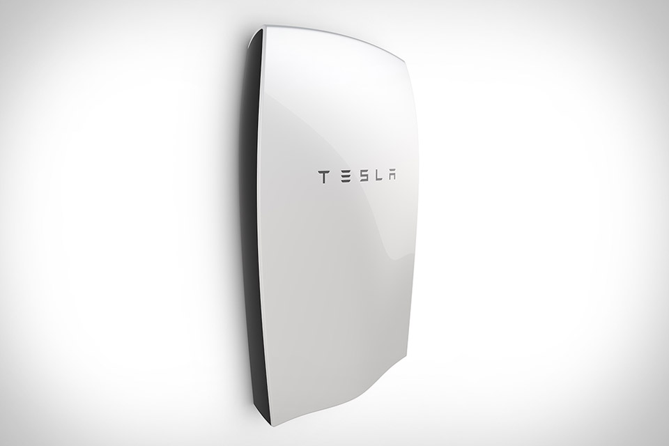 Tesla Powerwall Home Battery Uncrate