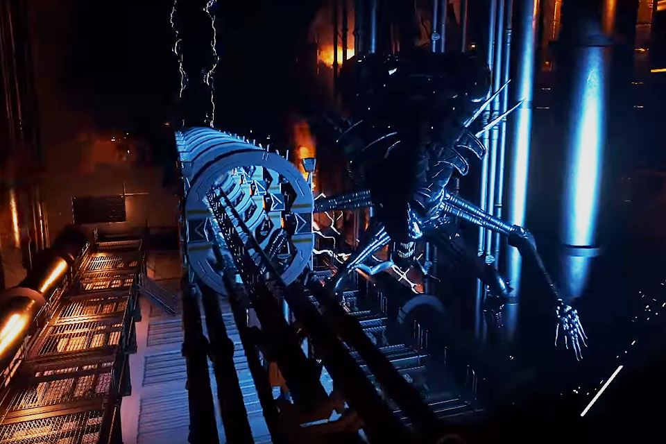 Aliens The Ride Uncrate