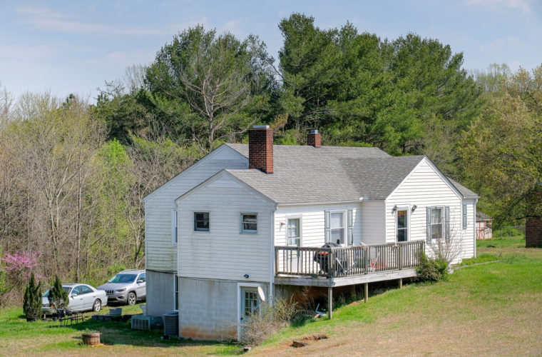 SOLD 4 Bedroom, 2 Bath Duplex Jonesville Underdown Ball