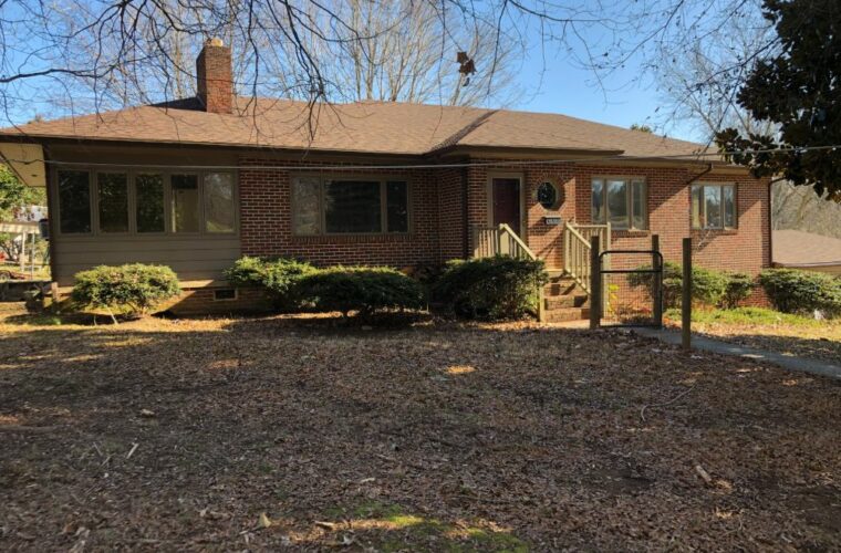 Leased 3 Bedroom, 1 Bath Duplex Elkin Underdown Ball