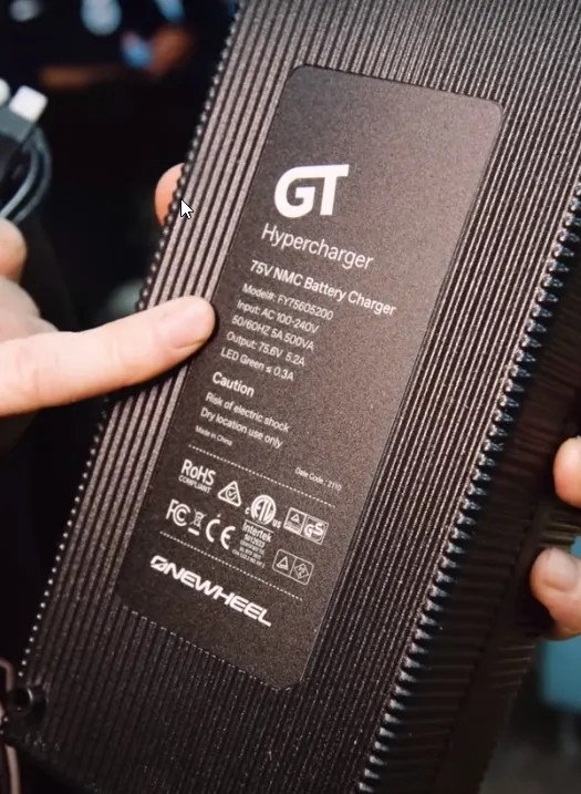 Onewheel GT (spécifications techniques détaillées)