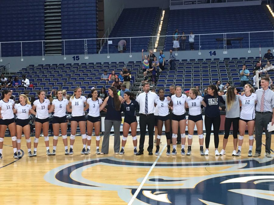 Volleyball sweeps JU in the River City Rumble UNF Spinnaker