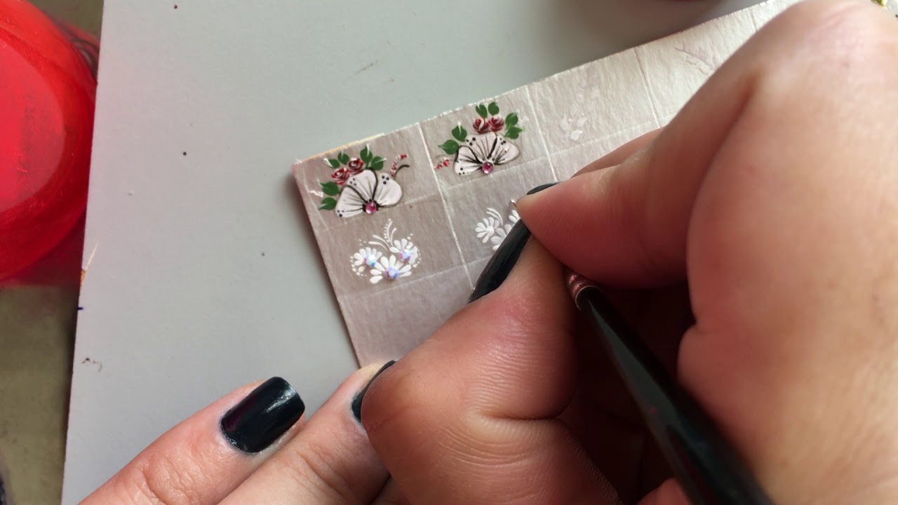 Adesivos de unhas na caixa de leite Passo a passo margaridas simples