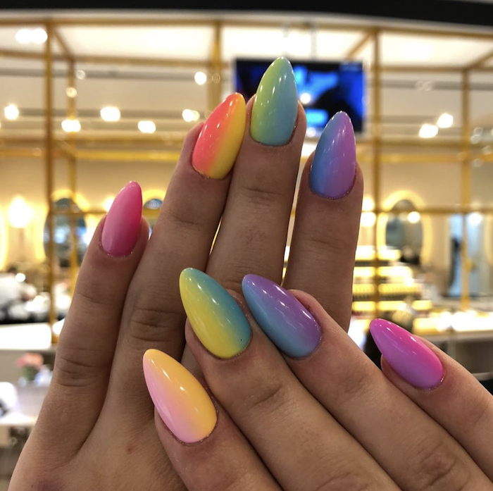 Unhas Decoradas Degradê 2020 → Passos, Fotos e Vídeos, Como Fazer?