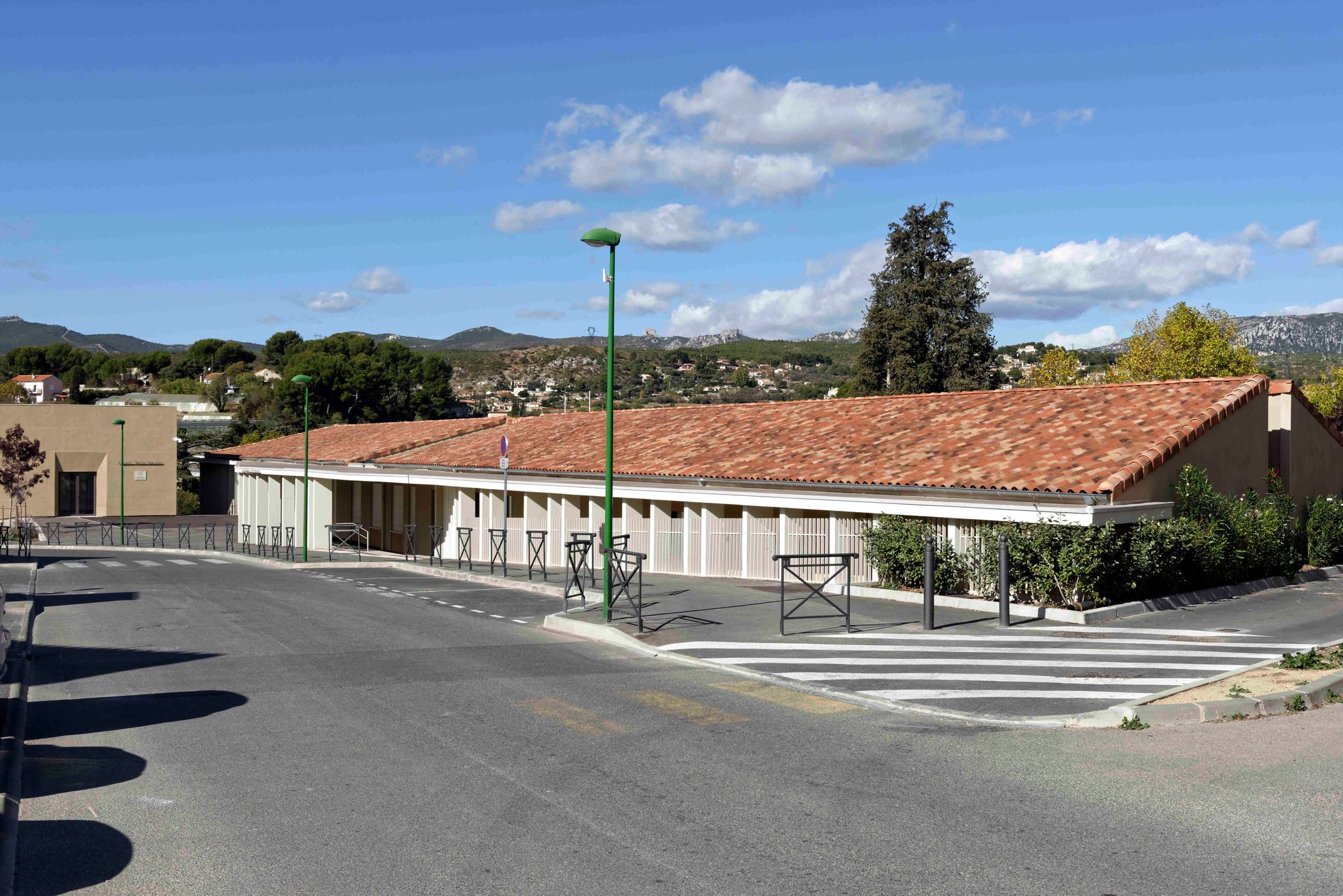 Groupe Scolaire des Gonagues•UNIC architecture Architectes Marseille