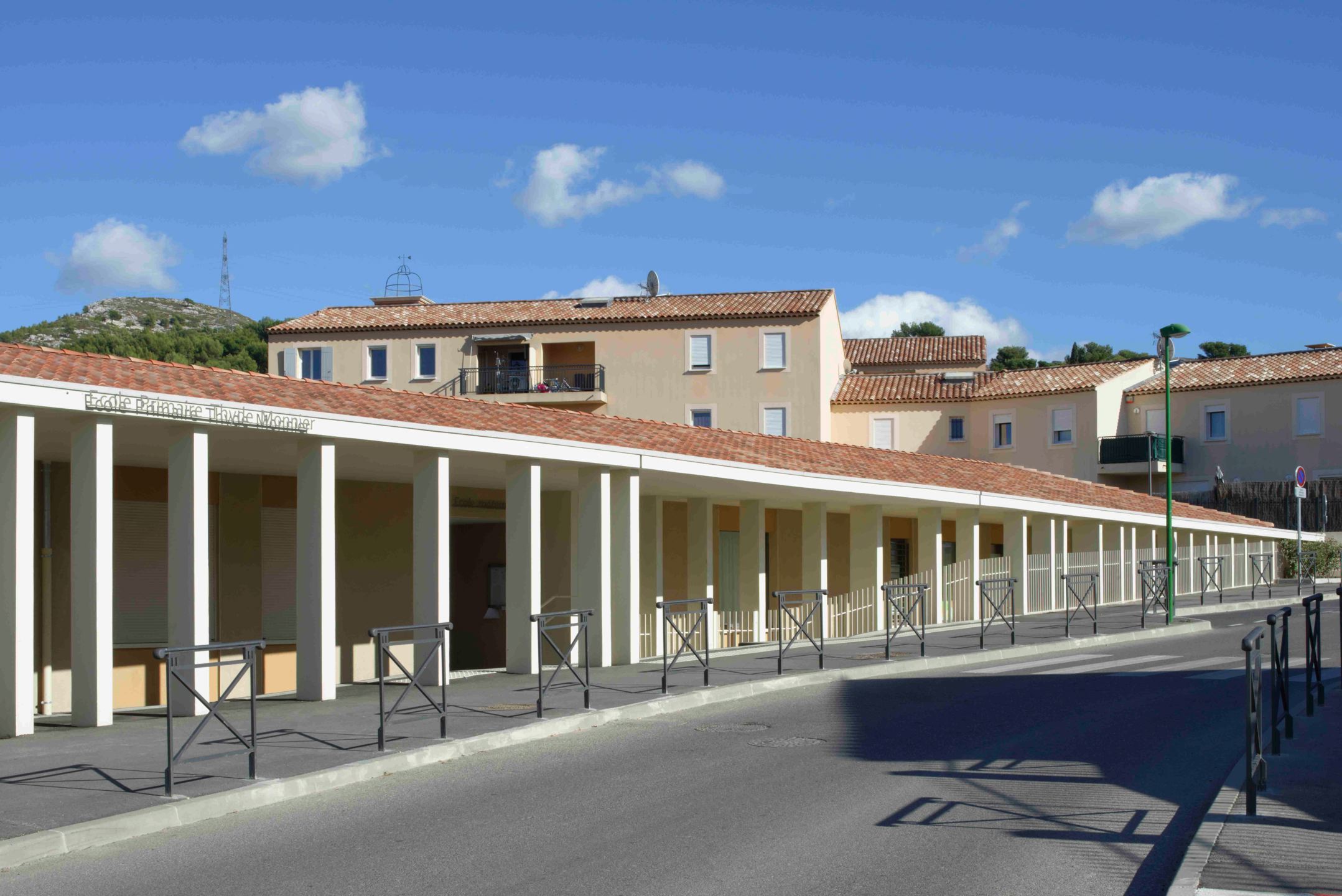 Groupe Scolaire des Gonagues•UNIC architecture Architectes Marseille