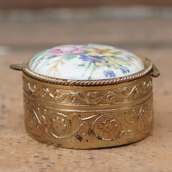 アンティーク ピルケース（ucj1011） アンティーク家具・雑貨専門店 unikk