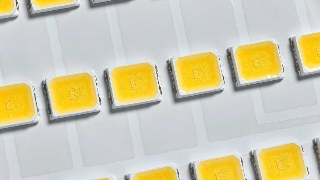 Comparing COB and SMD LED Work Lights Features and Differences Unilite Portable LED Work Lights