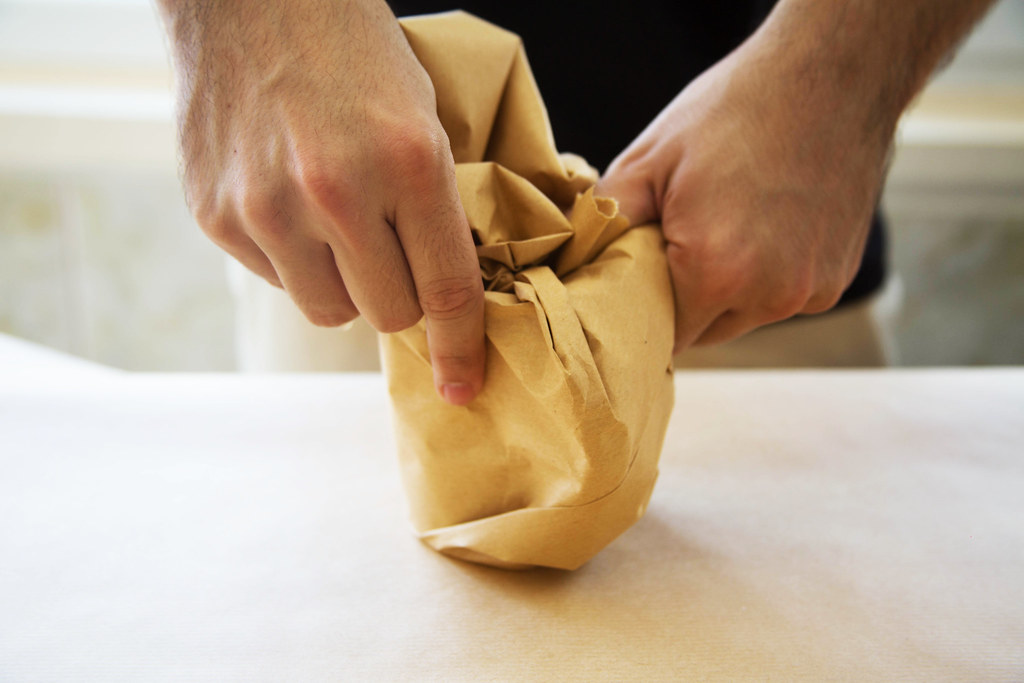How To Pack Fragile Items When You're Moving • UniMovers