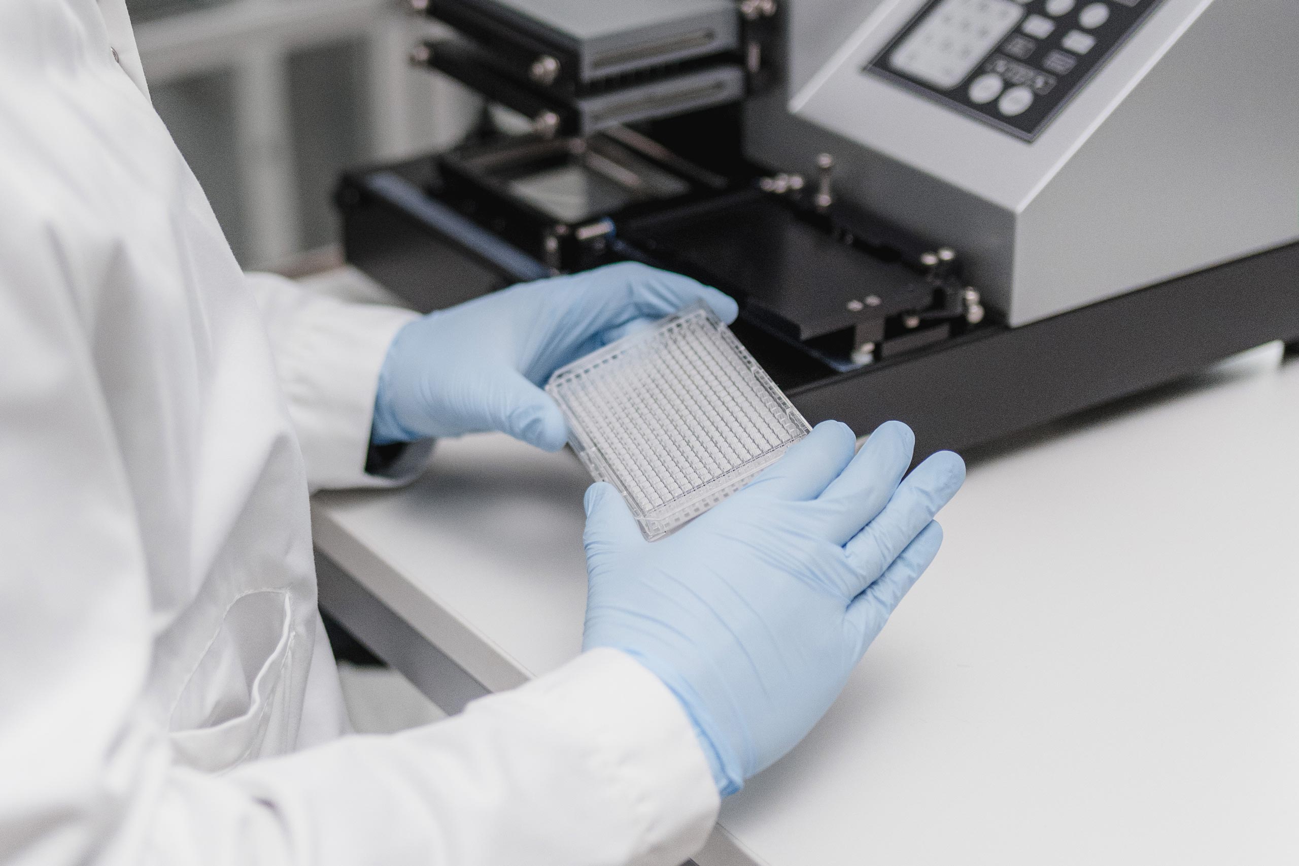 Custom plate coating Uniogen