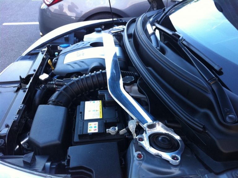 2012+ Veloster Turbo and NON Turbo UNIQ PERFORMANCE STRUT BAR