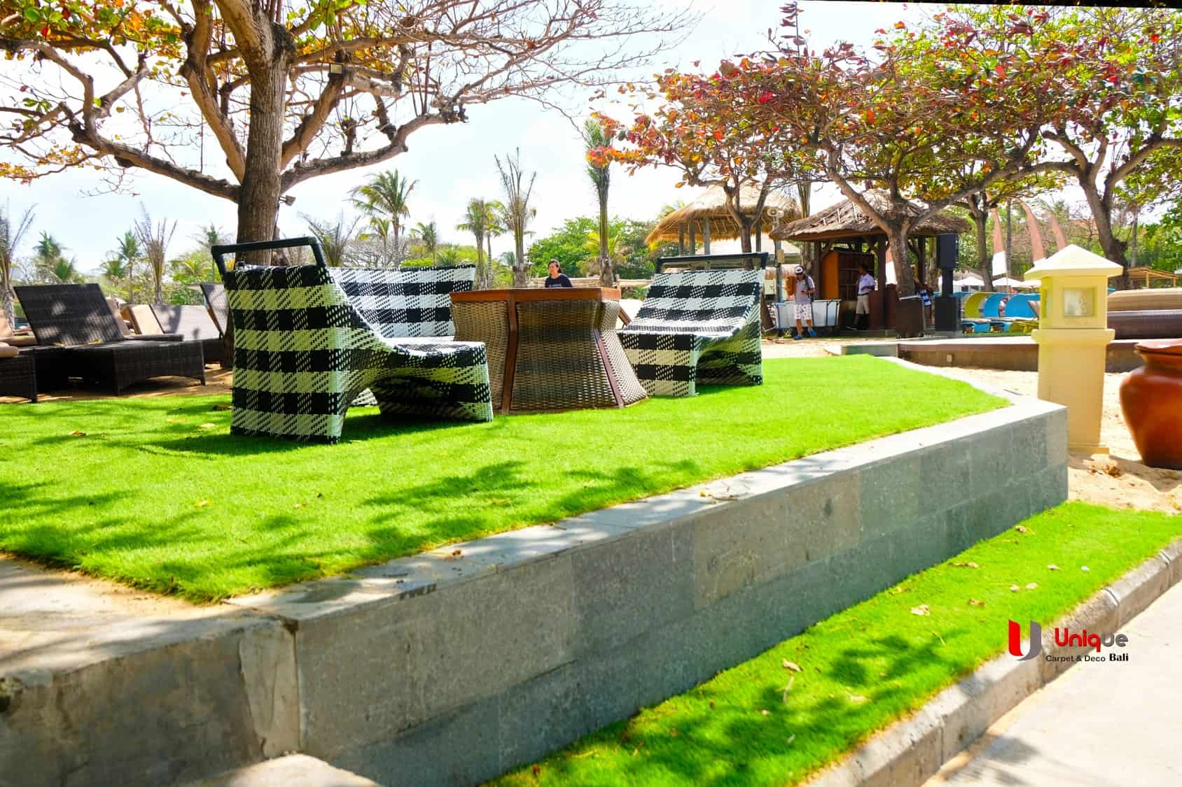 Pemasangan Rumput Sintetis di Inaya Putri Bali Nusa Dua Unique Carpet
